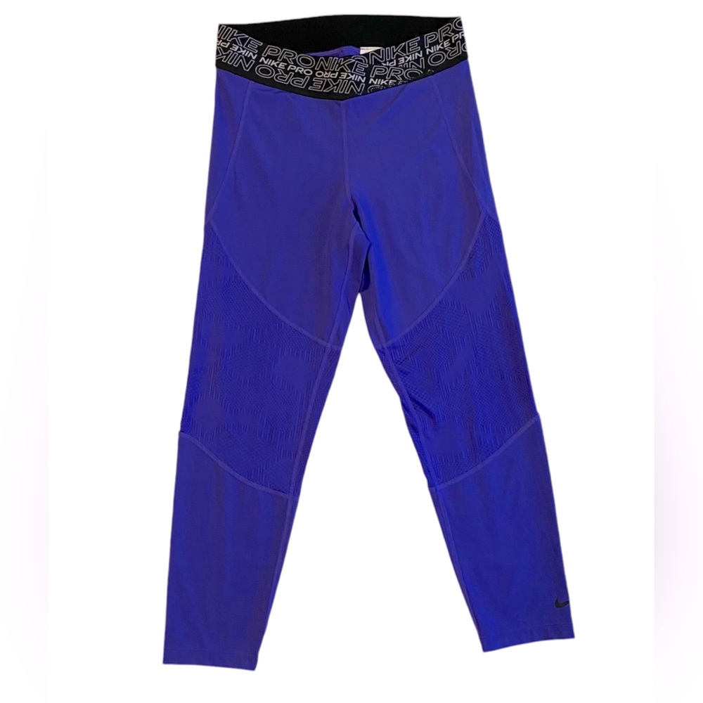 Nike Pro Dri-Fit Crop Leggings. V Waistband. Sz. M